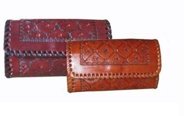 Manufacturer of Handmade Ladies Leather Wallet in Delhi